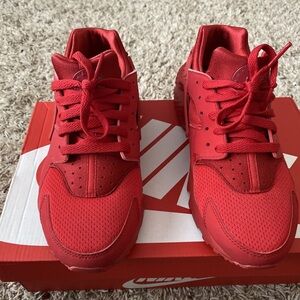 red Nike huarache
